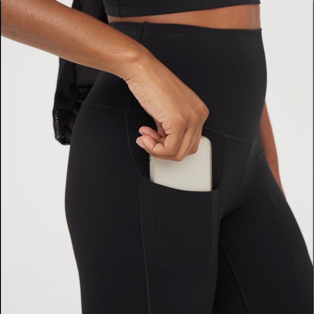 Offline Real Me High Waisted Pocket Leggings